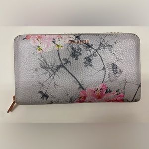 TED BAKER LONDON Gray & Pink Floral Butterfly Zip Around Organizer Wallet